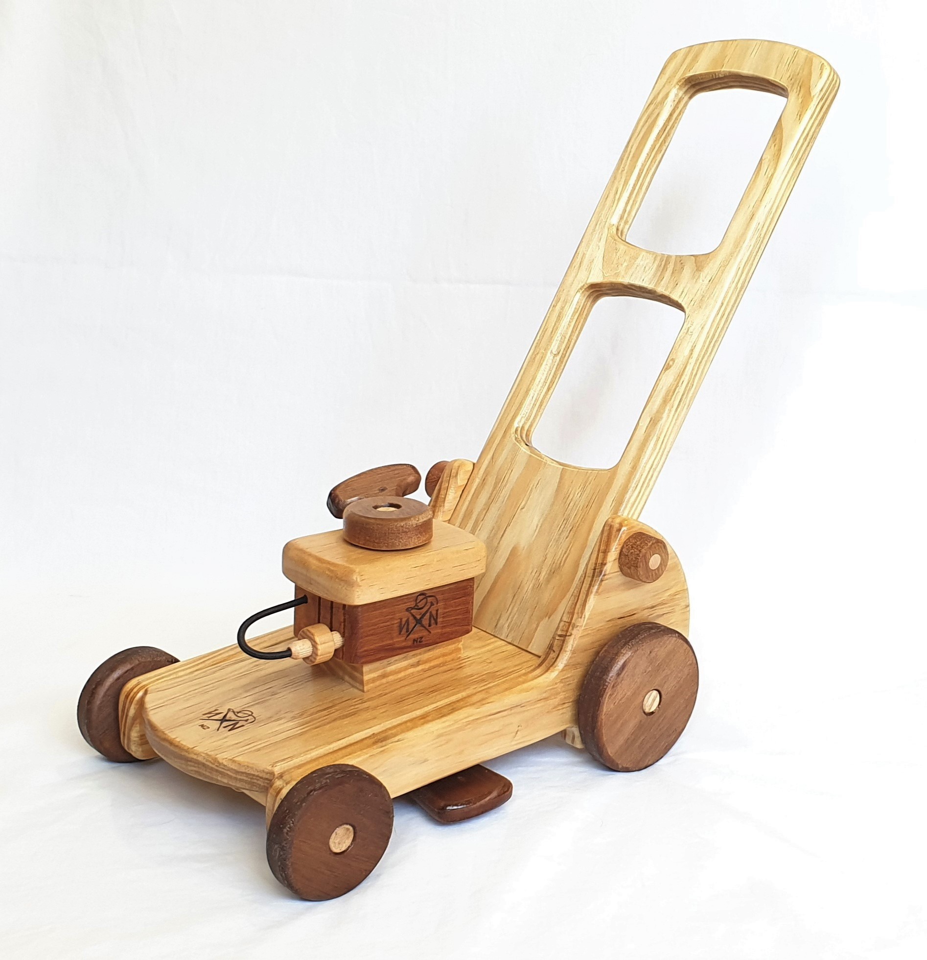 Wooden lawn mower store push toy