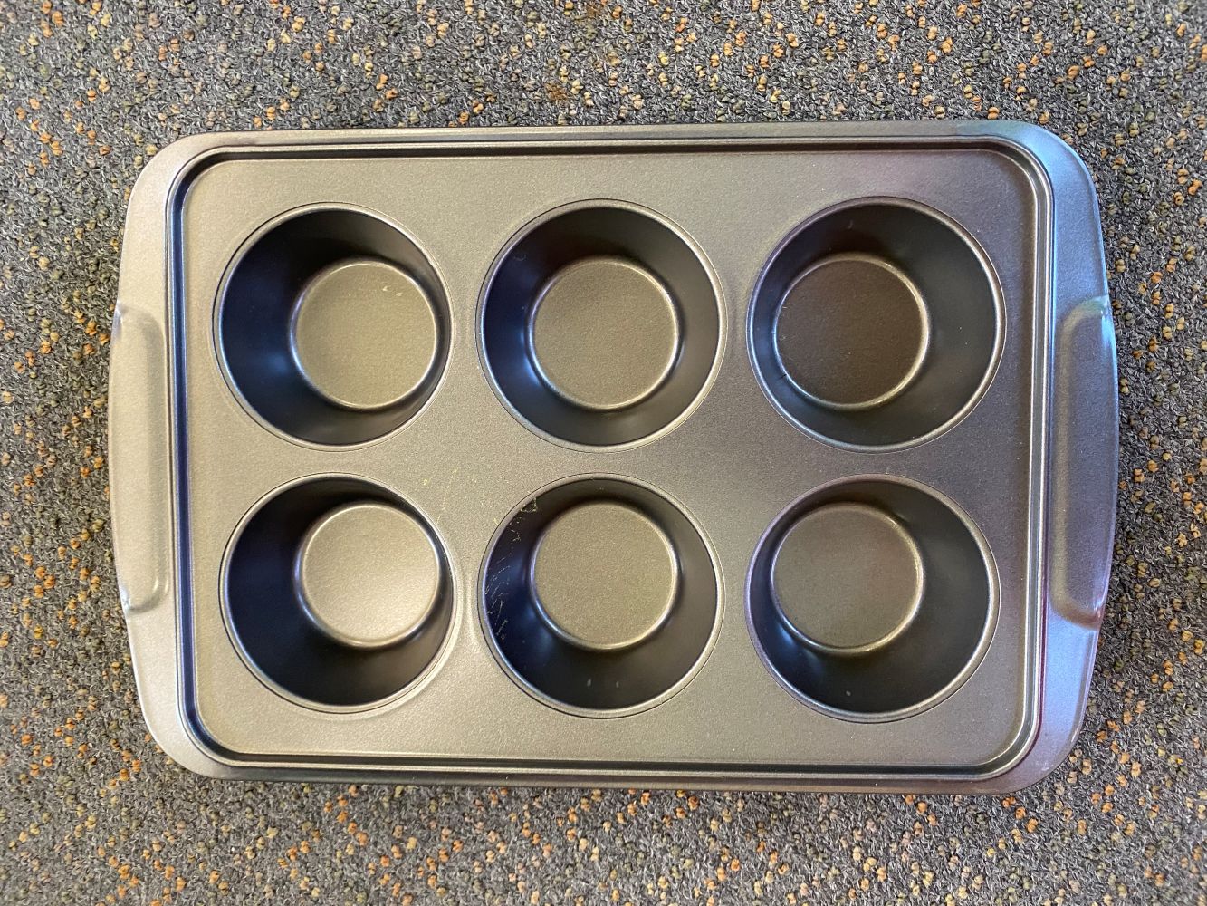 Cupcake tray x1